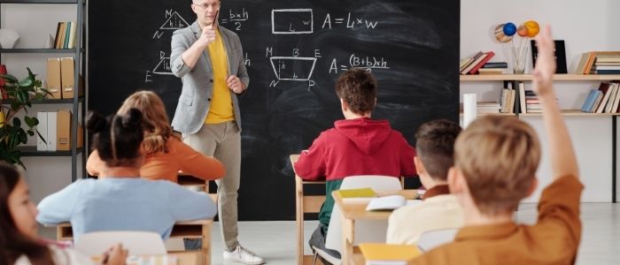 Teacher-Centered vs Learner-Centered Approach